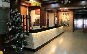 Sri Chumphon Hotel